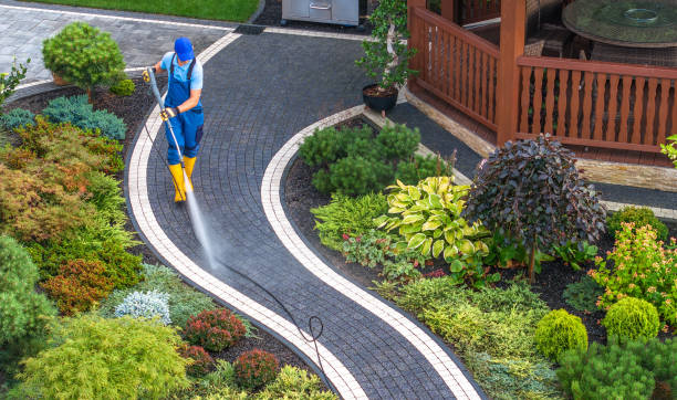 Why Choose Our Certified Pressure Washing Experts for Your Project Needs in Cascade Valley, WA?